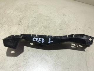 Крепление бампера переднего Kia Ceed 1 поколение 2008, 1.6 л., дизель, хетчбэк 5 дв.