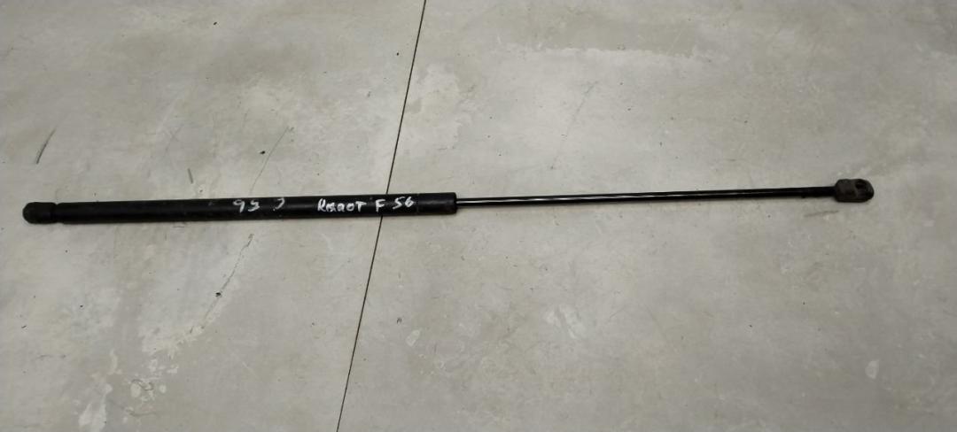 амортизатор капота Volkswagen Passat B5 2000, 1.9 л., дизель, МКПП, седан - фото №1