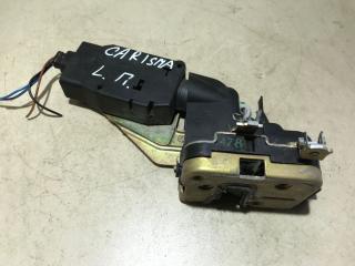 замок двери передней левой Mitsubishi Carisma 1 поколение 1995