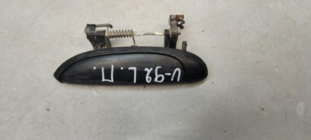 ручка наружная передняя левая Renault Megane 1 поколение 1998, 1.6 л., бензин, МКПП, хетчбэк 5 дв. - фото №1