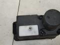 компрессор центрального замка Volkswagen Golf 3 поколение 1995, 1.9 л., дизель, МКПП, универсал, 1H0962257G - фото №2
