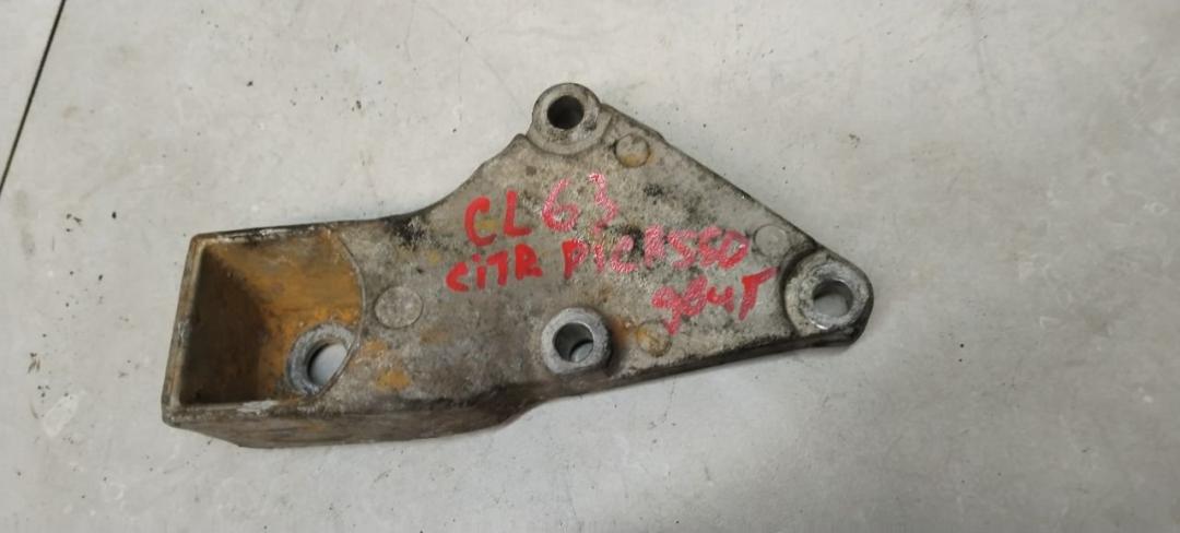 кронштейн двигателя Citroen Xsara Picasso 1 поколение 2003, 2.0 л., HDi, дизель, МКПП, минивэн - фото №1