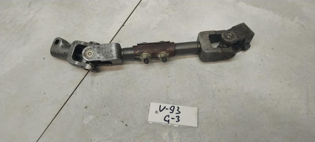 рулевой карданчик Volkswagen Golf 3 поколение 1995, 1.9 л., дизель, МКПП, универсал - фото №1