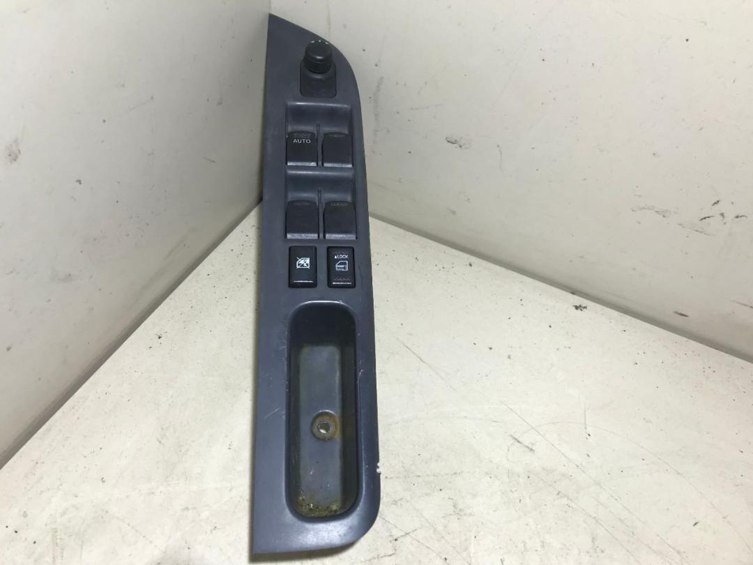 блок управления стеклоподъемниками Suzuki Swift 3 поколение 2008, 1.3 л., бензин, МКПП, хетчбэк 5 дв. - фото №1