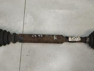 полуось передняя правая (приводной вал, ШРУС) Volkswagen Passat B5 [рестайлинг] 2002, 1.6 л., бензин, универсал