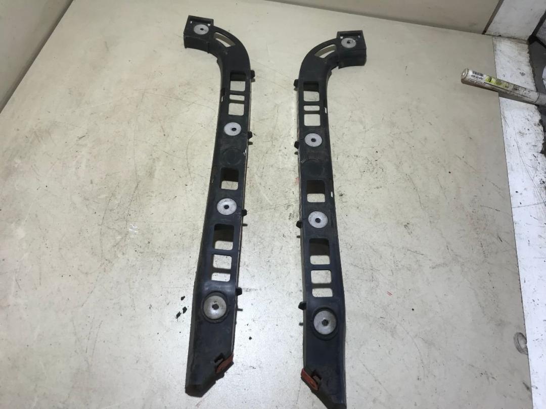 Крепление бампера заднего Opel Vectra C 2004, 2.2 л., бензин, хетчбэк 5 дв. - фото №1