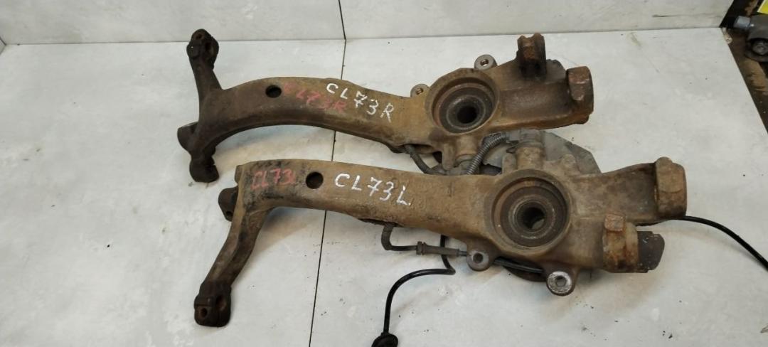 ступица передняя правая Volkswagen Passat B5 1998, 1.8 л., бензин, МКПП, универсал - фото №1