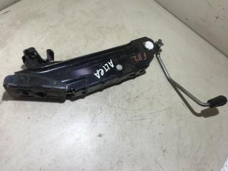 домкрат SEAT Altea 1 поколение 2005, 1.9 л., дизель, МКПП, минивэн