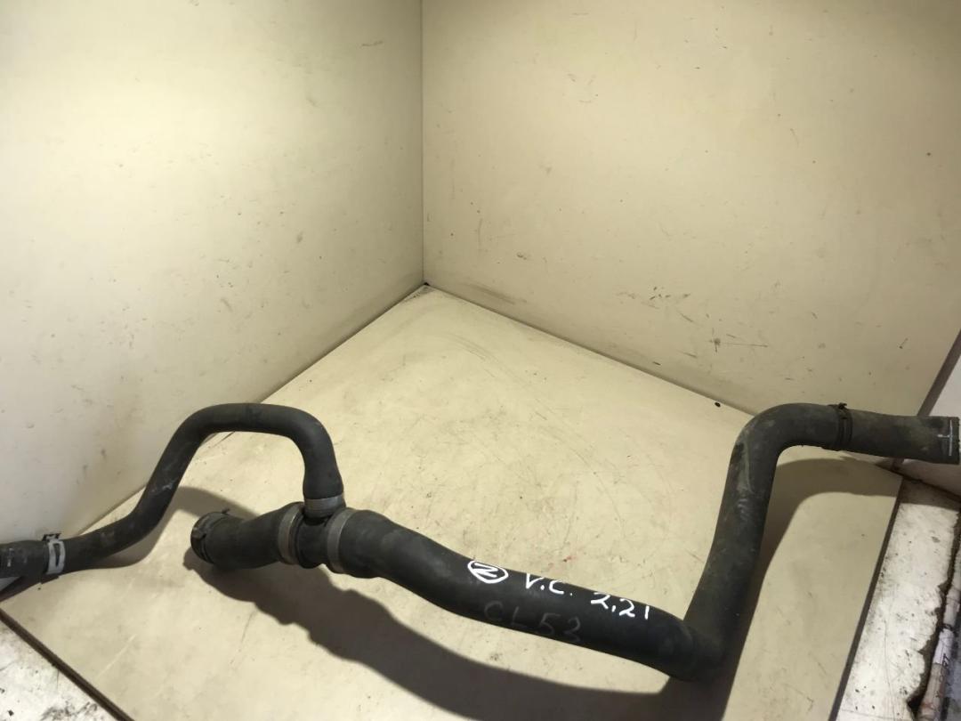 патрубок радиатора Opel Vectra C 2004, 2.2 л., бензин, АКПП, хетчбэк 5 дв. - фото №1