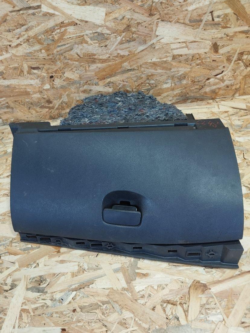 бардачок Renault Fluence 1 поколение 2009, 2.0 л., бензин, МКПП, седан - фото №1