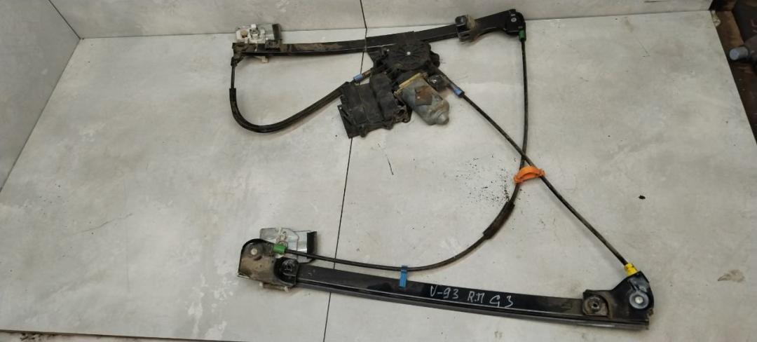 стеклоподъемник передний правый Volkswagen Golf 3 поколение 1995, 1.9 л., дизель, МКПП, универсал - фото №1