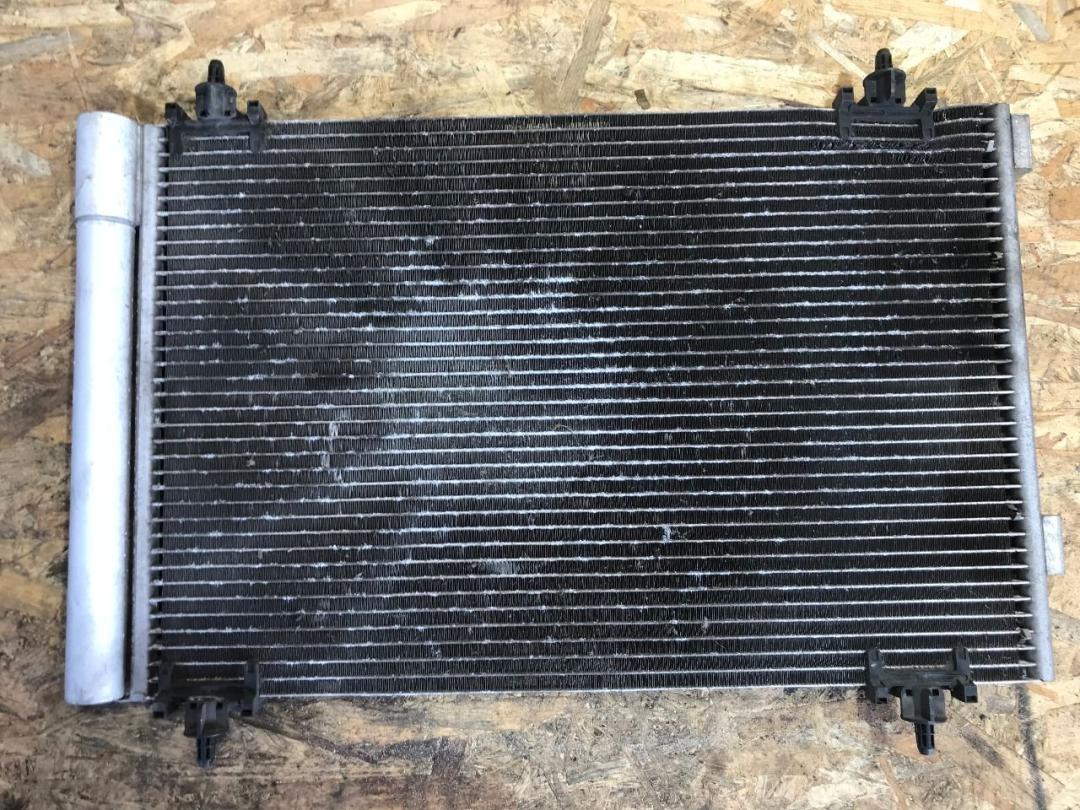 радиатор кондиционера Citroen C4 Picasso 1 поколение 2012, 1.6 л., Ti, бензин, МКПП, минивэн - фото №1