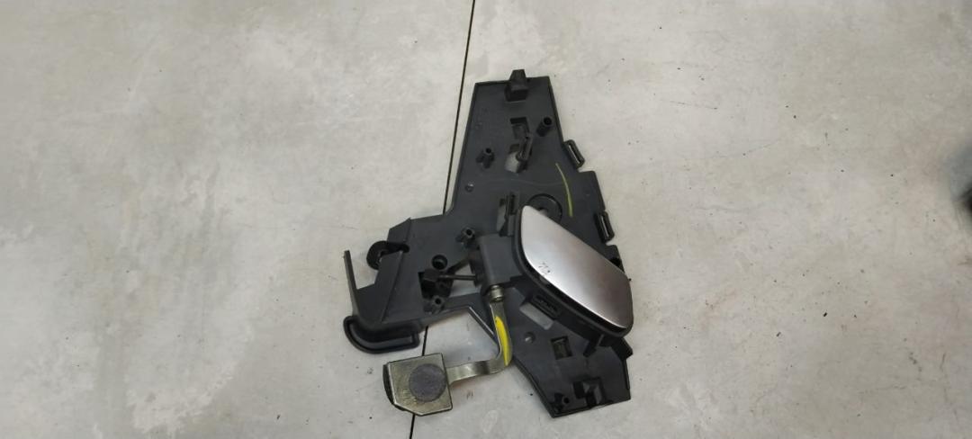ручка внутренняя задняя левая Citroen C5 1 поколение 2002, 2.0 л., дизель, МКПП, хетчбэк 5 дв. - фото №1