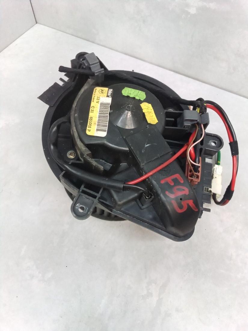 моторчик печки Peugeot 406 1 поколение 1997, 1.9 л., TD, дизель, МКПП - фото №1