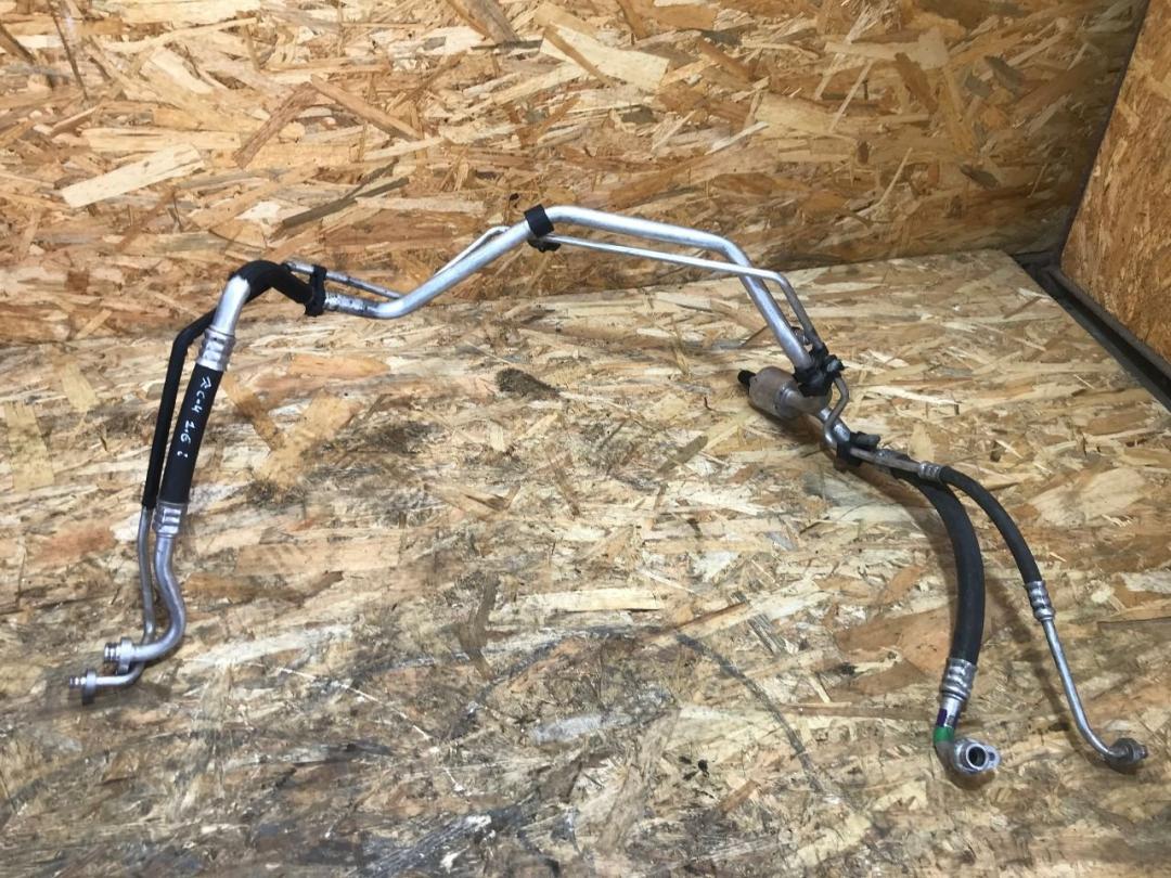 трубка кондиционера Citroen C4 1 поколение 2008, 1.6 л., бензин, МКПП - фото №1