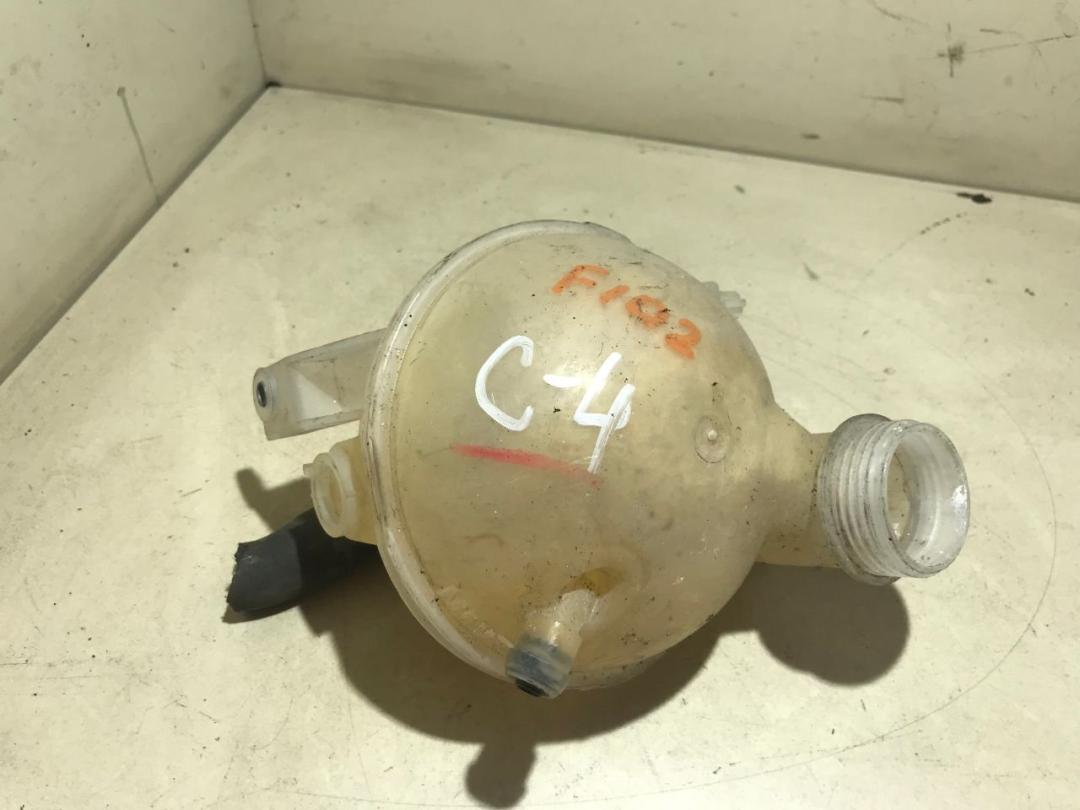 бачок расширительный Citroen C4 1 поколение 2008, 1.6 л., бензин, МКПП - фото №1