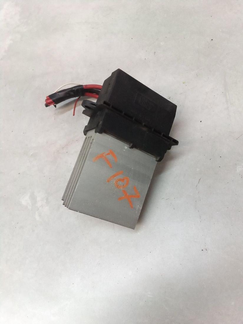 сопротивление печки Citroen C5 1 поколение 2002, 2.0 л., HDi, дизель, МКПП, хетчбэк 5 дв. - фото №1