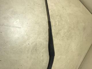 щеткодержатель (поводок стеклоочистителя, дворник) Dacia Sandero 2 поколение 2014, 1.2 л., бензин, МКПП, хетчбэк 5 дв.