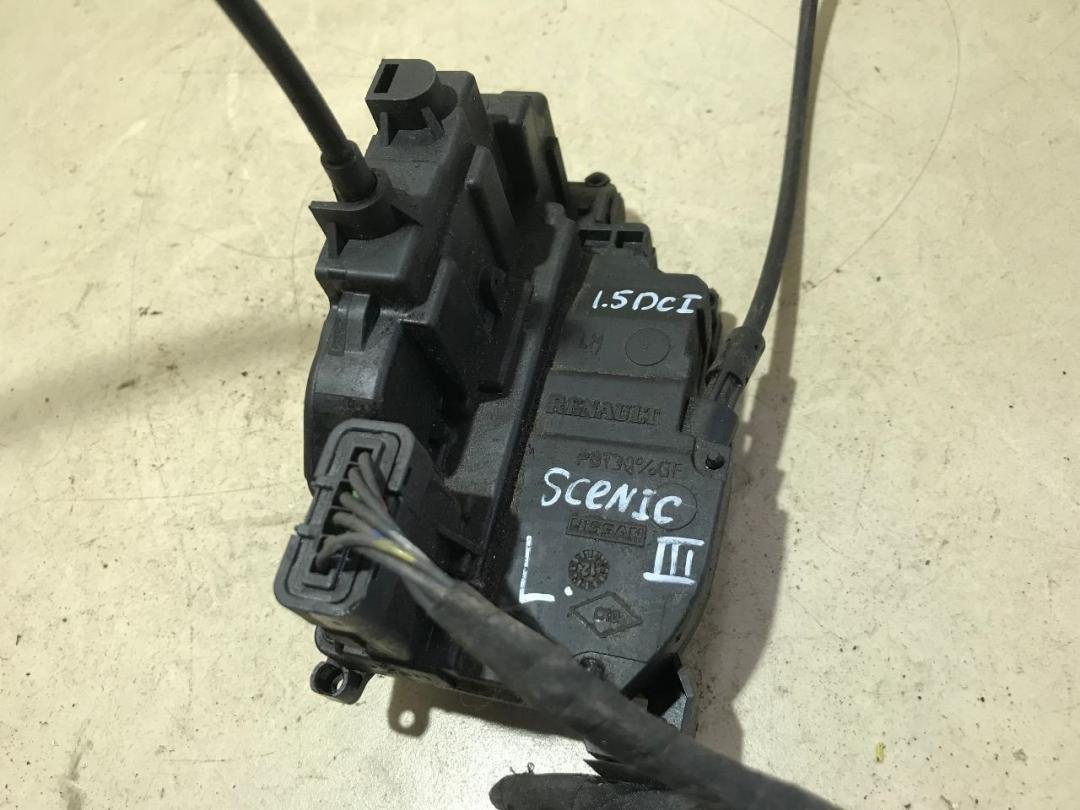 замок двери задней левой Renault Grand Scenic 3 поколение 2012, 1.5 л., дизель, МКПП, минивэн - фото №1