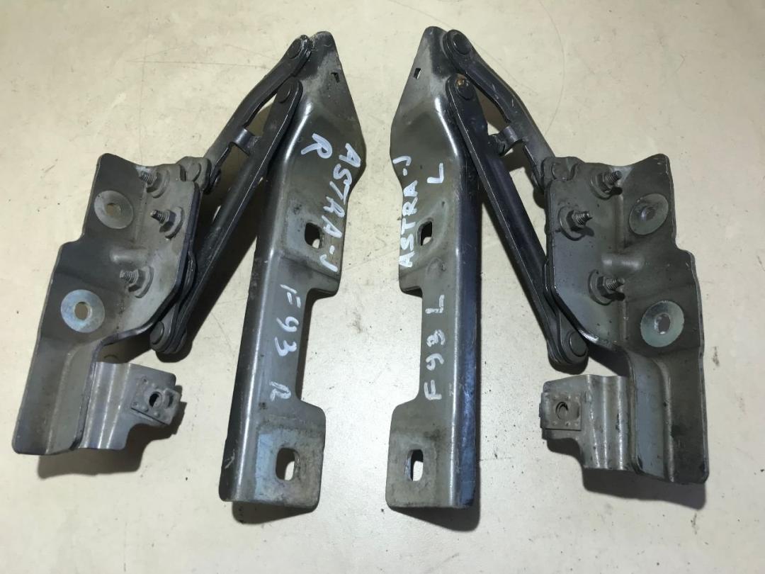 петля капота Opel Astra J 2012, 1.7 л., дизель, МКПП, хетчбэк 5 дв. - фото №1