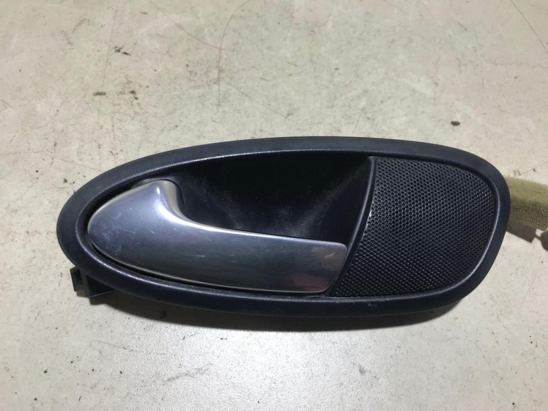 ручка внутренняя передняя левая SEAT Leon 2 поколение 2009, 1.9 л., дизель - фото №1