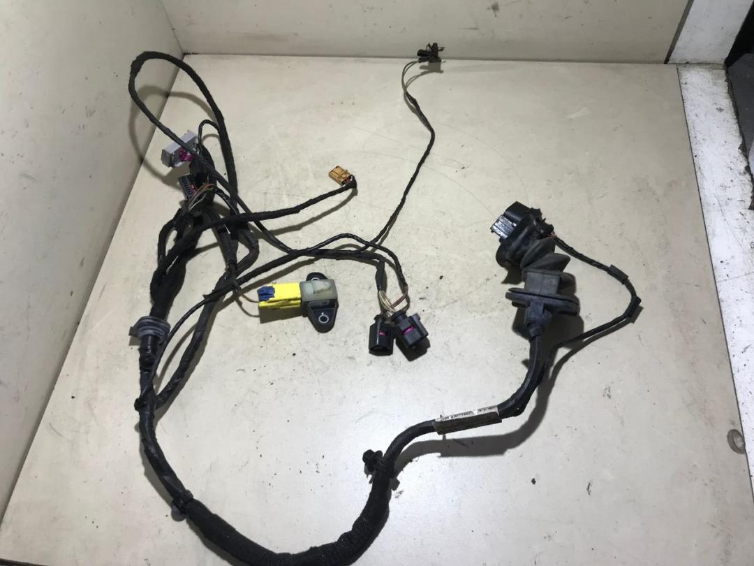 дверная проводка SEAT Leon 2 поколение 2009, 1.9 л., дизель - фото №1