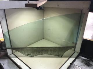 стекло двери передней левой SEAT Leon 2 поколение 2009, 1.9 л., дизель