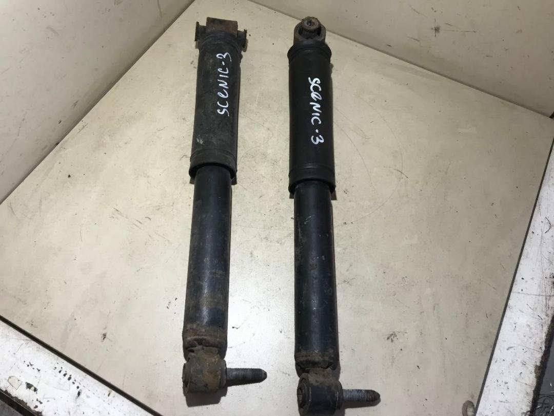 амортизатор задний Renault Grand Scenic 3 поколение 2012, 1.5 л., DCi, дизель, МКПП, минивэн - фото №1