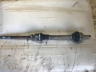 полуось передняя правая (приводной вал, ШРУС) Citroen C4 1 поколение 2008, 1.6 л., бензин, МКПП