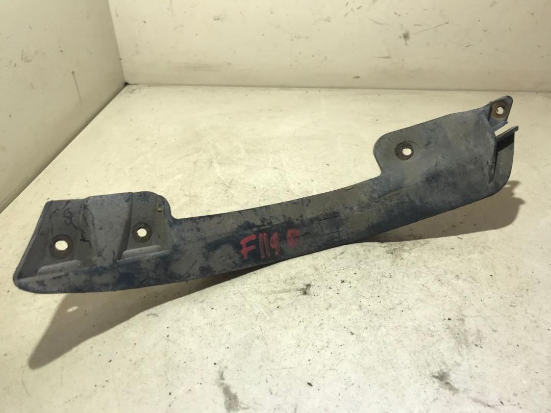 пластик SEAT Leon 2 поколение 2009, 1.9 л., дизель, МКПП - фото №1