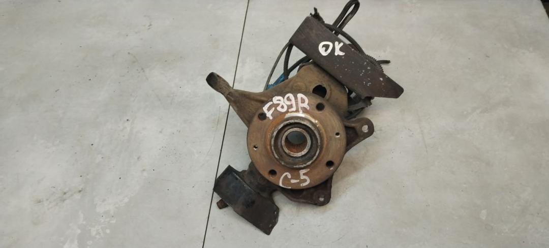 ступица передняя правая Citroen C5 1 2006, 1.6 л., дизель, МКПП, хетчбэк 5 дв. - фото №1