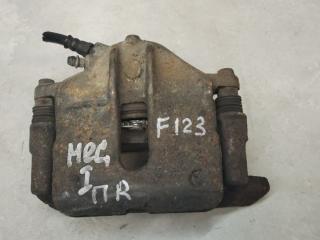 суппорт передний правый Renault Megane 1 поколение [рестайлинг] 2000, 1.9 л., DCi, дизель, МКПП, седан