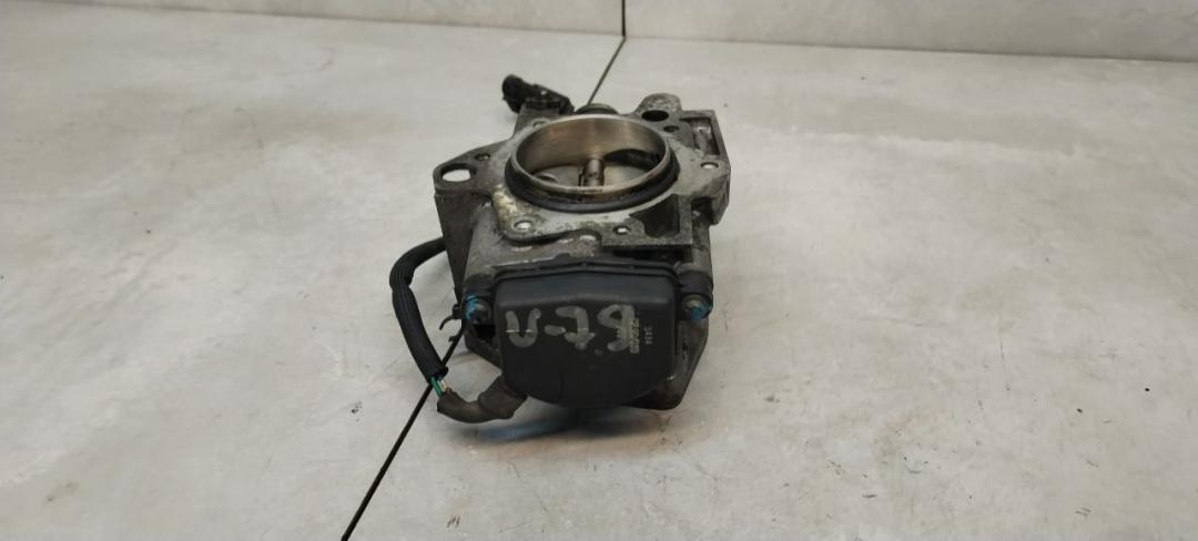 заслонка дроссельная Renault Safrane 1 поколение 1995, 2.0 л., бензин, МКПП, хетчбэк 5 дв. - фото №1