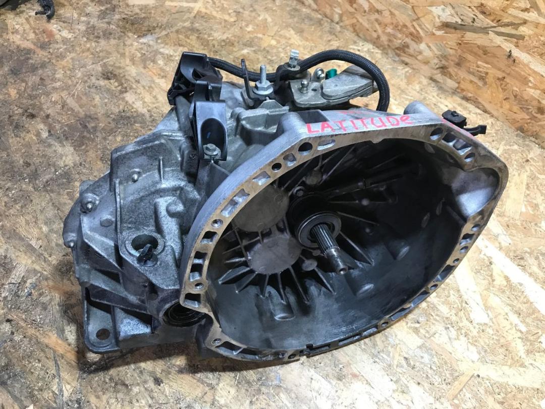 КПП механическая (МКПП) Renault Latitude 1 поколение 2011, 2.0 л., дизель, МКПП, седан - фото №1