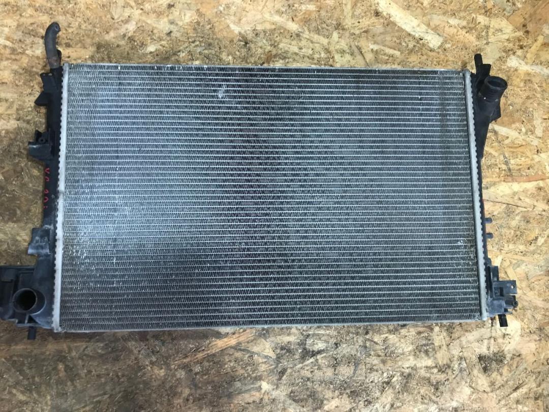 радиатор (основной) Opel Vectra C 2004, 2.2 л., бензин, седан - фото №1