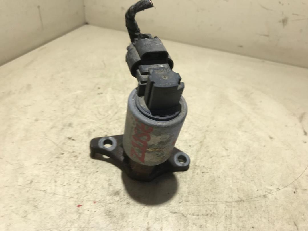 клапан EGR Opel Vectra C 2004, 2.2 л., бензин, седан - фото №1