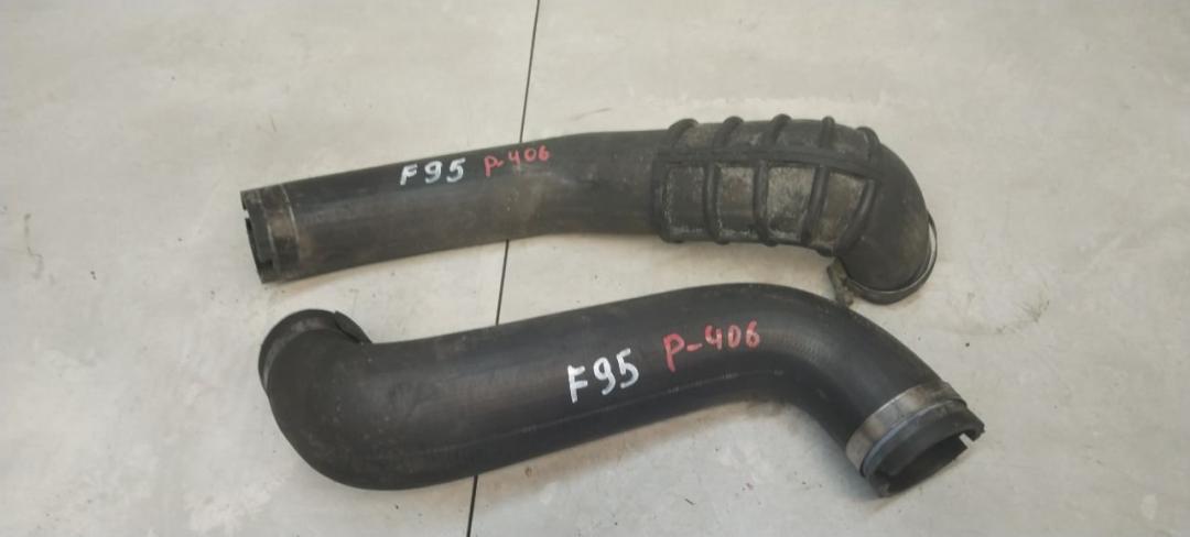 патрубок интеркулера Peugeot 406 1 поколение 1997, 1.9 л., дизель, МКПП - фото №1