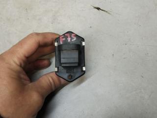 Сопротивление вентилятора охлаждения Renault Scenic 1 поколение 1998, 1.9 л., дизель, МКПП, минивэн