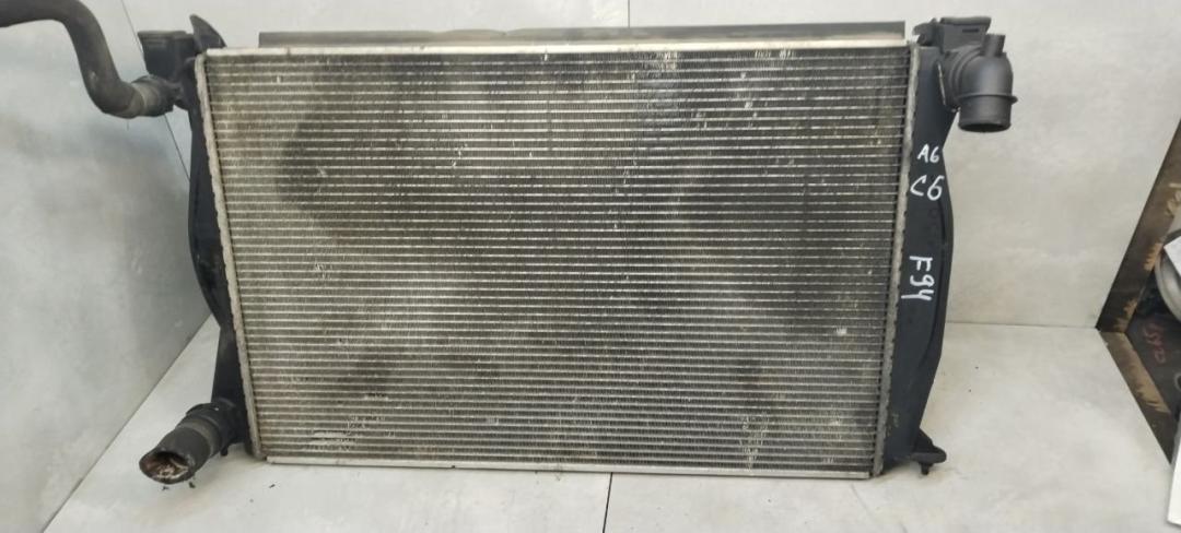 радиатор (основной) Audi A6 4F/C6 2006, 2.7 л., дизель, МКПП, универсал - фото №1