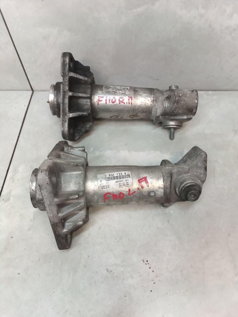 Крепление бампера переднего Audi A4 B6 2003, 1.9 л., дизель, МКПП, универсал - фото №1