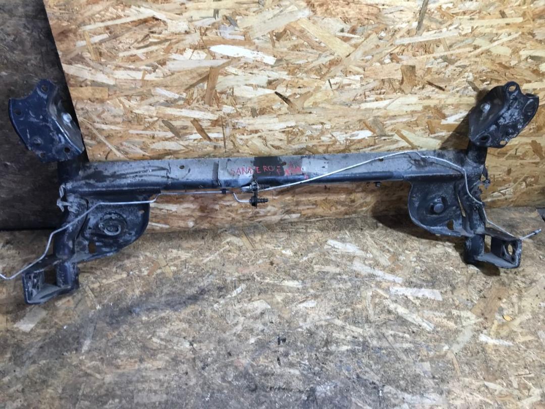 балка подвески задняя Dacia Sandero 2 поколение 2014, 1.2 л., бензин, МКПП, хетчбэк 5 дв. - фото №1