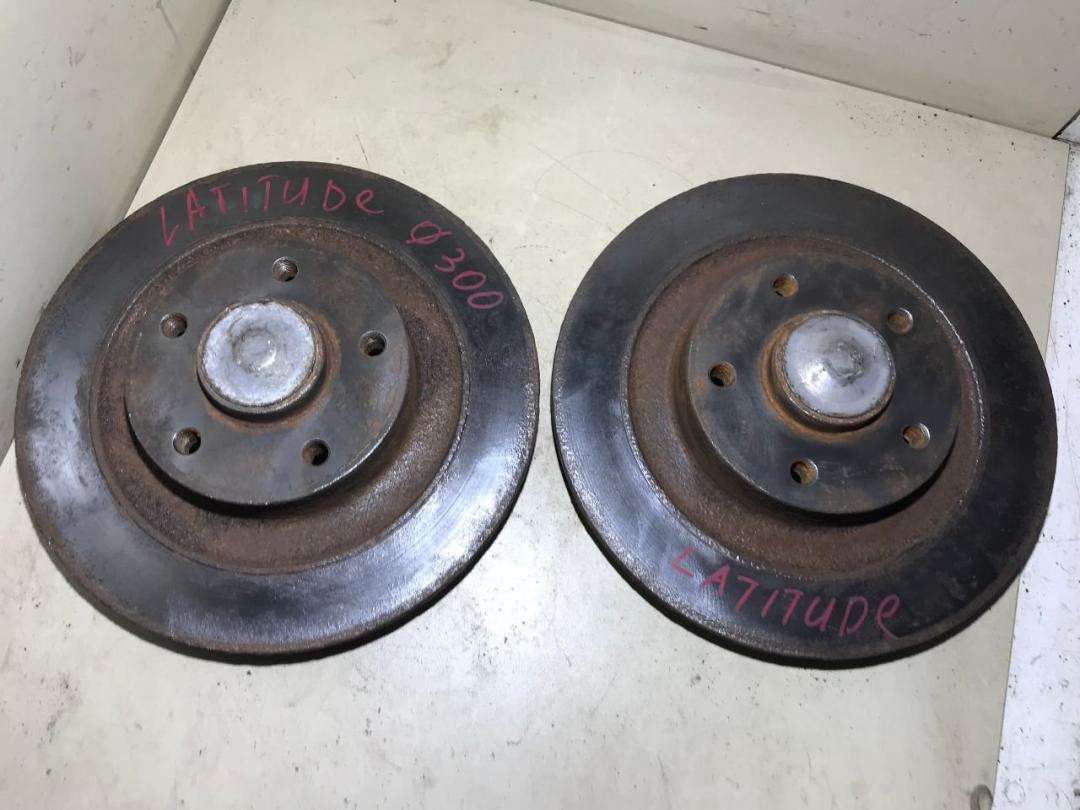 диск тормозной задний Renault Latitude 1 поколение 2011, 2.0 л., дизель, МКПП, седан - фото №1