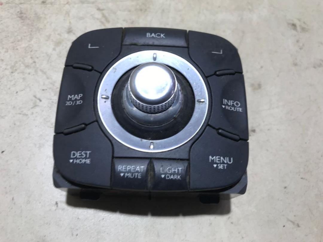 джойстик управления мультимедиа Renault Laguna 3 поколение 2010, 1.5 л., дизель, МКПП, хетчбэк 5 дв. - фото №1