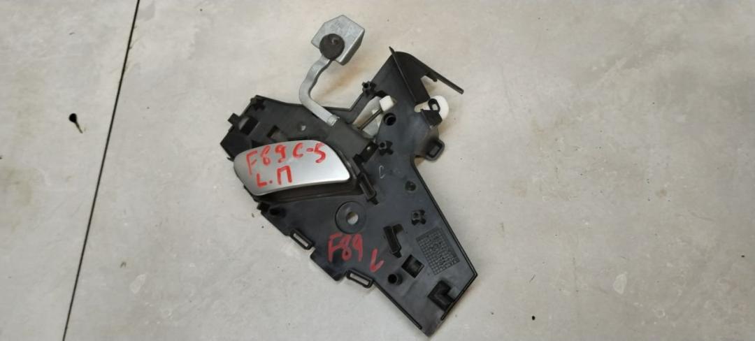 ручка внутренняя передняя левая Citroen C5 1 2006, 1.6 л., дизель, МКПП, хетчбэк 5 дв. - фото №1