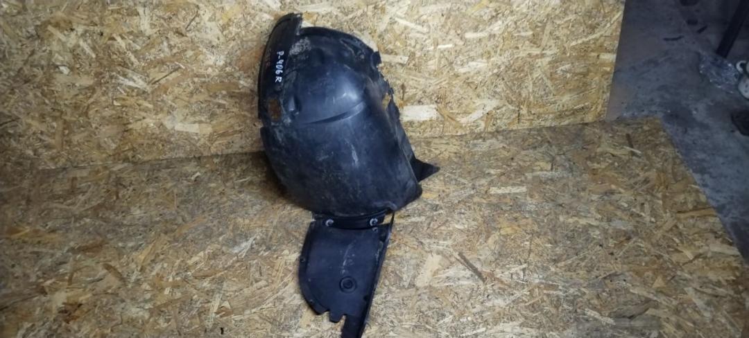 защита арок передняя правая (подкрылок) Peugeot 406 1 поколение 1997, 1.9 л., дизель, МКПП - фото №1