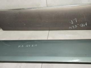 молдинг двери передней правой Mercedes-Benz E-Класс W124 [рестайлинг] 1990