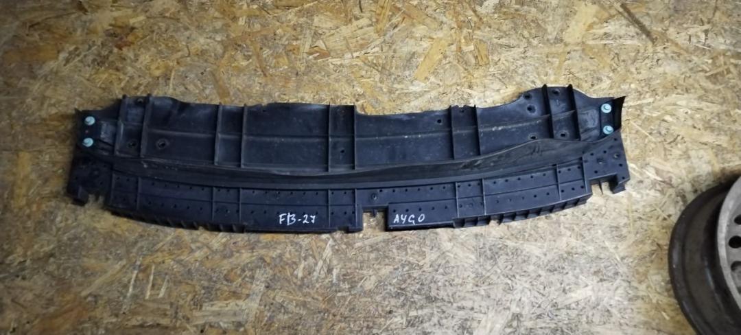 защита бампера (кенгурятник) Toyota Aygo 1 поколение 2007 - фото №1