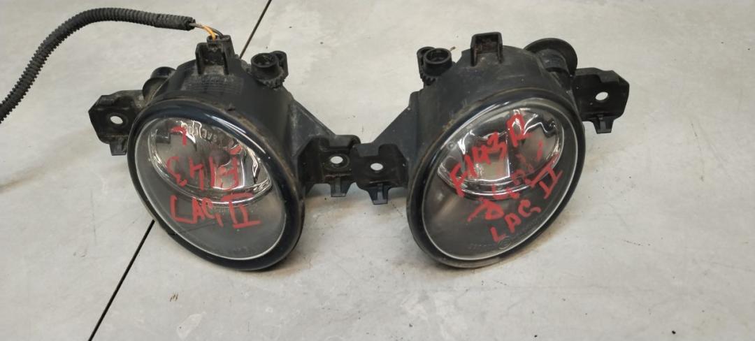 фара противотуманная (комплект) Renault Laguna 2 поколение 2004, 1.9 л., дизель, универсал - фото №1