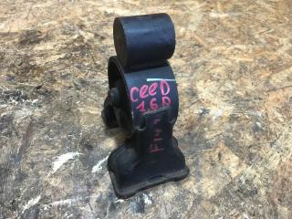 подушка крепления двигателя Kia Ceed 1 поколение [рестайлинг] 2011, 1.6 л., CRDi, дизель, МКПП, хетчбэк 5 дв.