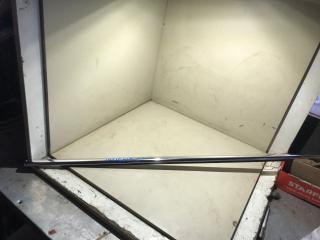 Молдинг стекла двери передней левой наружный Opel Insignia 1 поколение (A) 2011, 2.0 л., дизель, седан